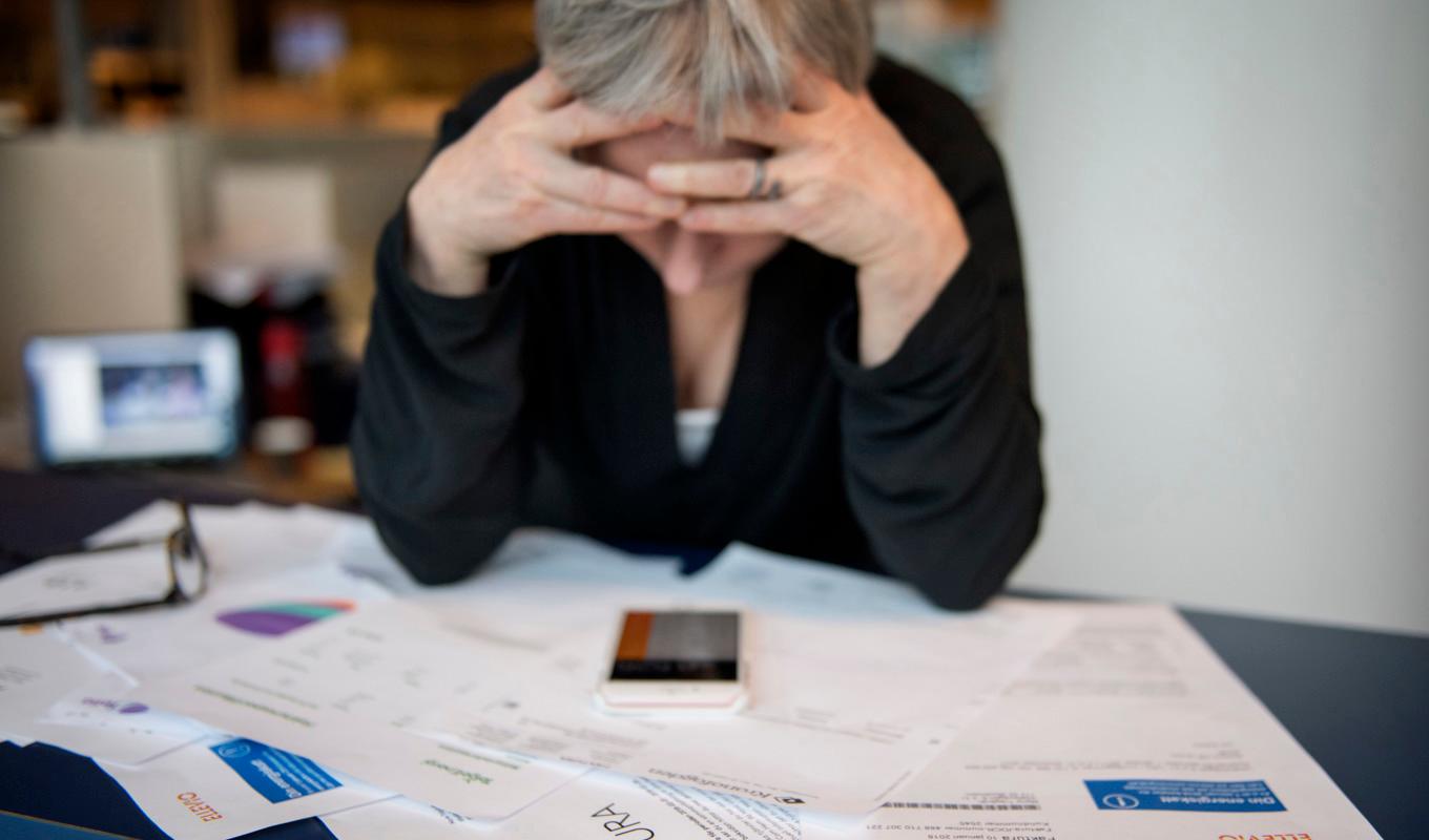 De hushåll som hade svårt att betala räkningarna redan före prisökningarna och räntehöjningarna är de som har det tuffast nu, enligt inkassobolagen. Arkivbild. Foto: Jessica Gow/TT