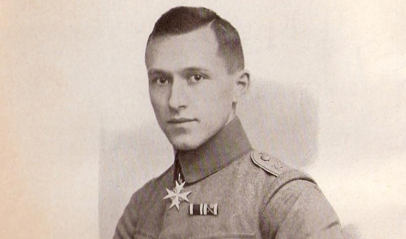 I stormens öga genomlevde författaren Ernst Jünger Europas 1900-talshistoria.