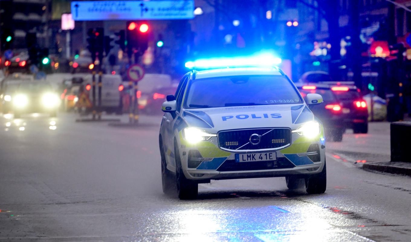 En polisbil på en bild tagen i ett annat sammanhang. Arkivbild. Foto: Janerik Henriksson/TT