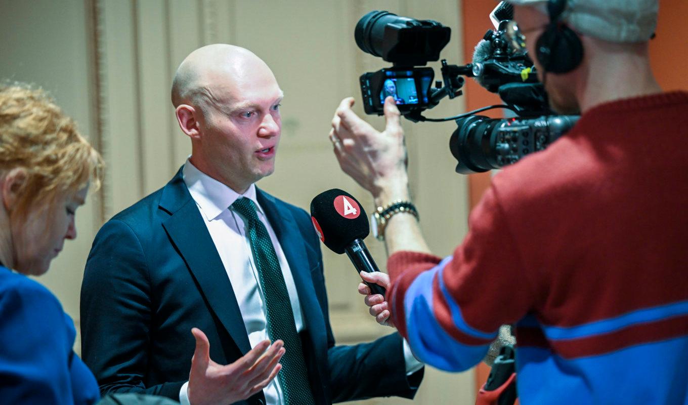 Finansmarknadsminister Niklas Wykman (M) har haft kontakter med institutionella investerare om det pressade läget på fastighetsmarknaden. Arkivbild. Foto: Fredrik Sandberg/TT