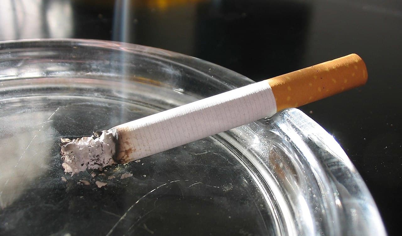 Cigaretter är snart ett minne blott i Sverige, om man vill tro på Folkhälsomyndigheten. Foto: Tomasz Sienicki (CC BY-SA 3.0)