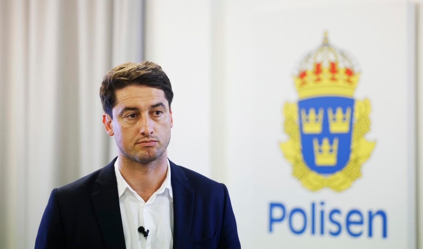 Diamant Salihu säger att det är många anhöriga som är rädda och vill ha skydd från polisen. ”Det är så här den världen ser ut. Det finns så mycket heder inblandat i miljöerna så när man blandar in anhöriga så är det det här som blir verkligheten.” Foto: Nils-Petter Nilsson/TT