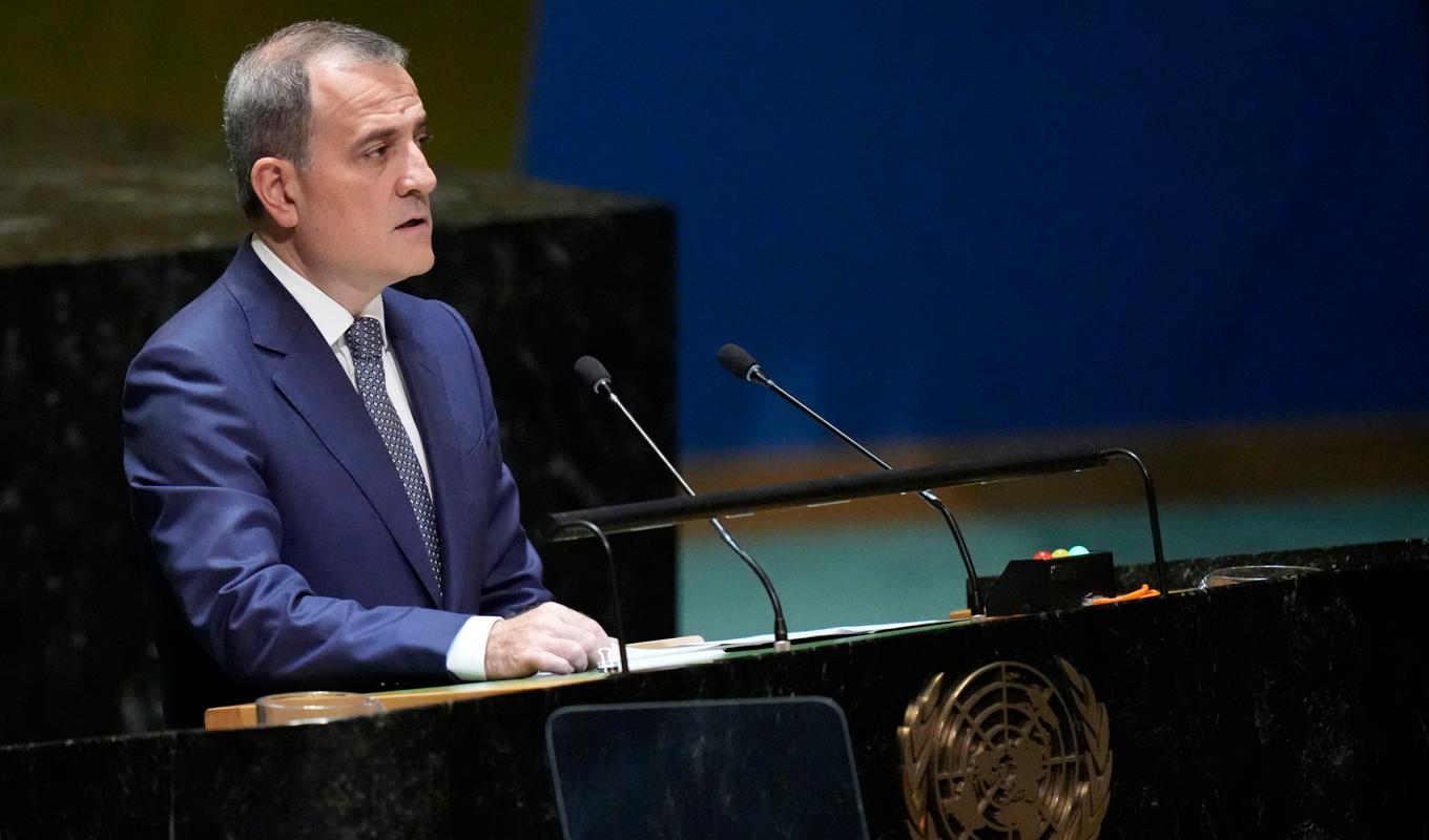 Azerbajdzjans utrikesminister Jejhun Bajramov hävdade i sitt tal till FN:s generalförsamling på lördagen att etniska armenier i Nagorno-Karabach ska behandlas jämlikt. Foto: Mary Altaffer/AP/TT