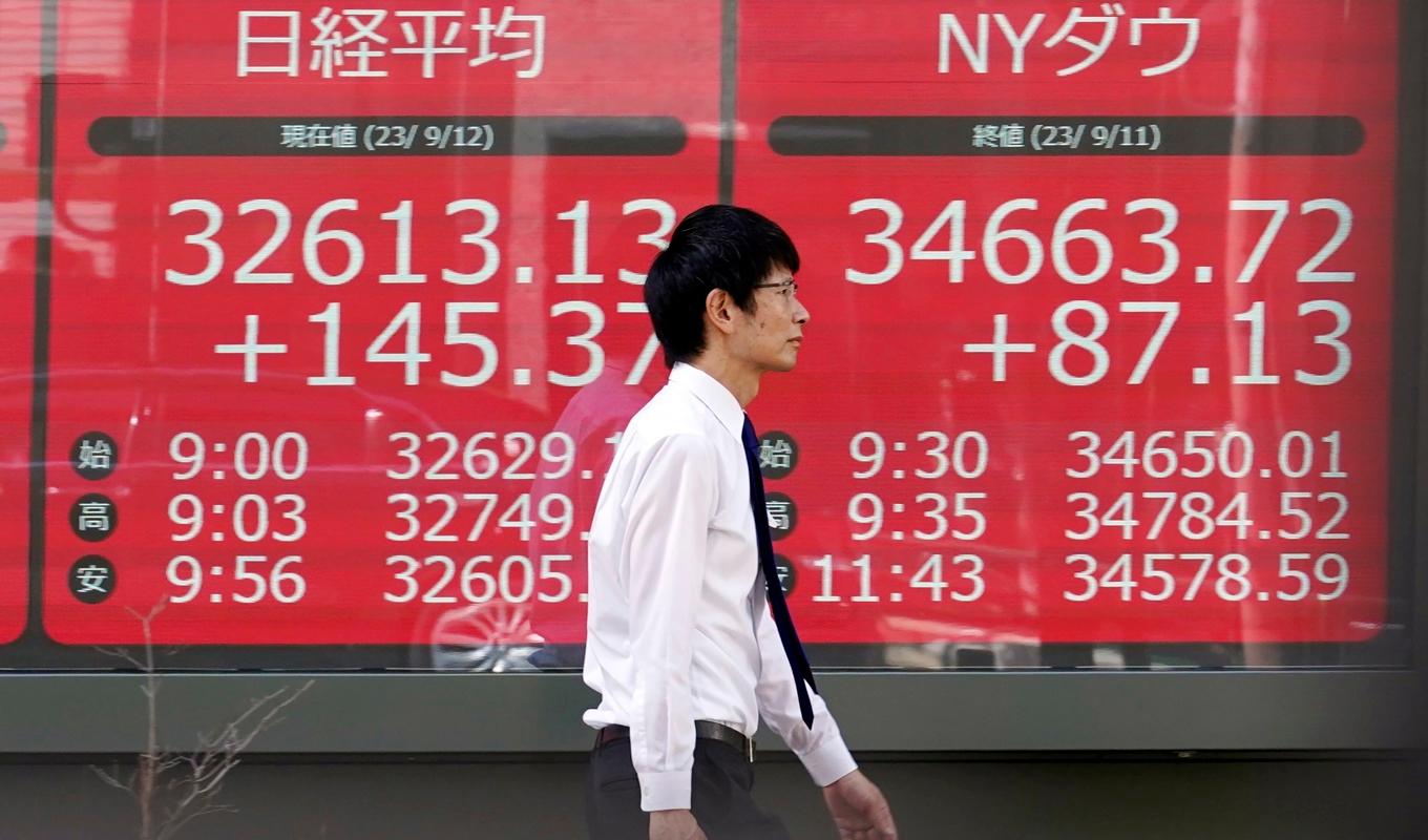 Optimism i tillverkningsindustrin i Japan och muntra miner på börsen i Tokyo. Arkivbild. Foto: Eugene Hoshiko/AP/TT