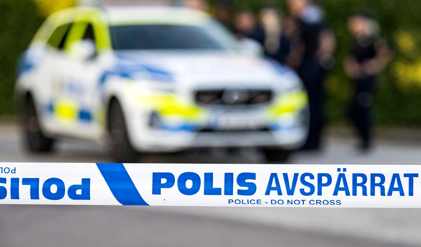 Polisen i Stockholm fick syn på den efterlysta bilen och kunde gripa den fritagna personen. Arkivbild. Foto: Johan Nilsson/TT