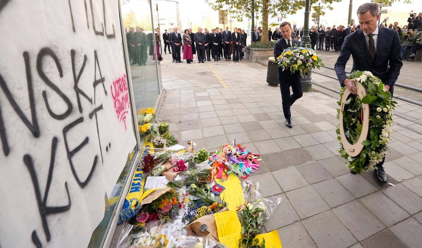 Minnesplats för de två svenskar som dödades i terrordådet i Bryssel. Foto: Martin Meissner/AP/TT