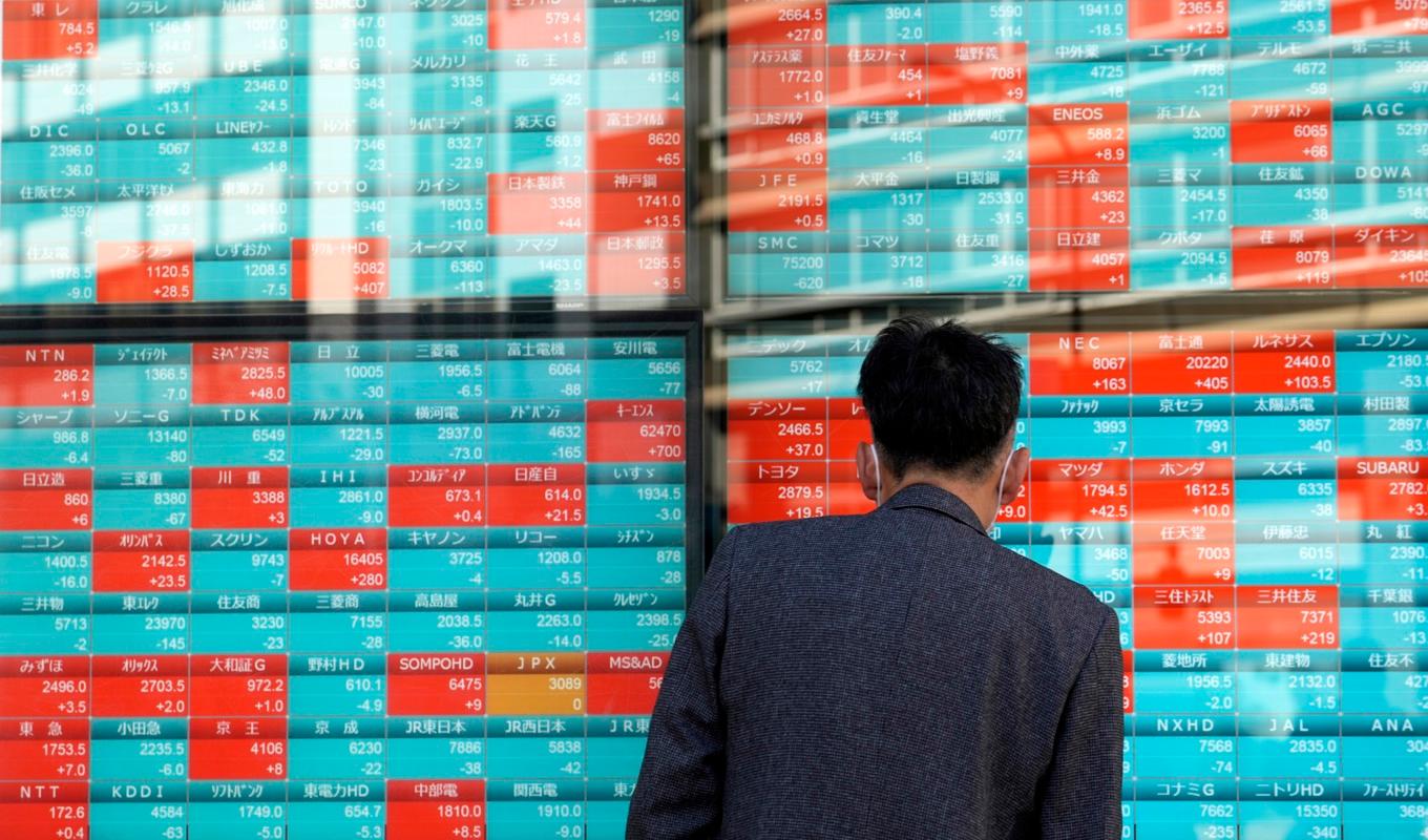 Asiens ledande börser gick åt olika håll under den inledande handeln på torsdagen. Arkivbild. Foto: Eugene Hoshiko