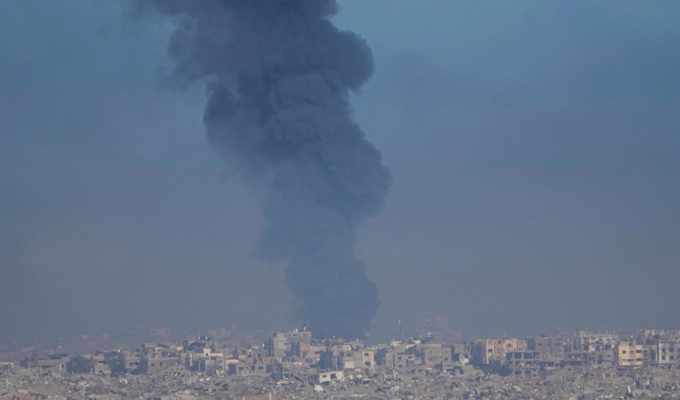 Israelisk militär uppger att man utvidgar sin operation i staden Khan Yunis i södra Gaza. Arkivbild. Foto: Ariel Schalit/AP/TT