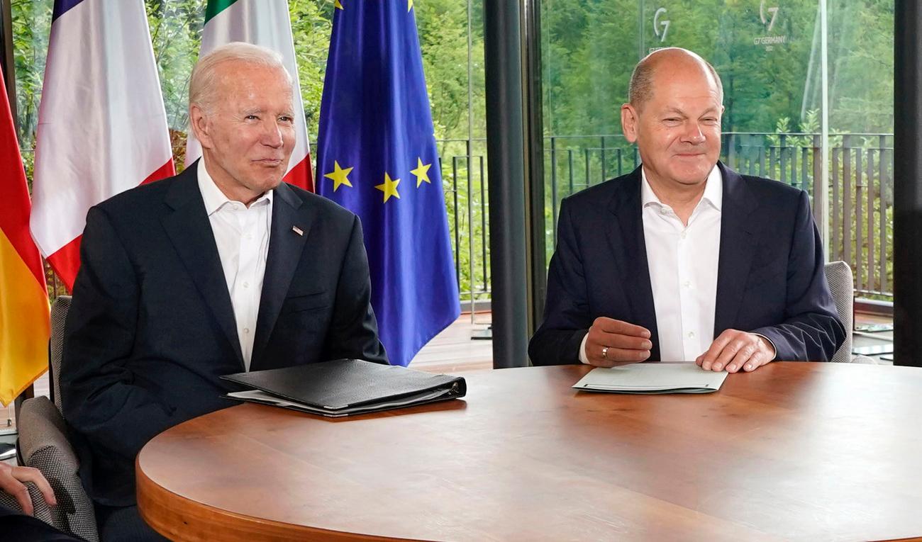 USA:s president Joe Biden och Tysklands förbundskansler Olaf Scholz i ett tidigare möte. Arkivbild. Foto: Susan Walsh/AP/TT