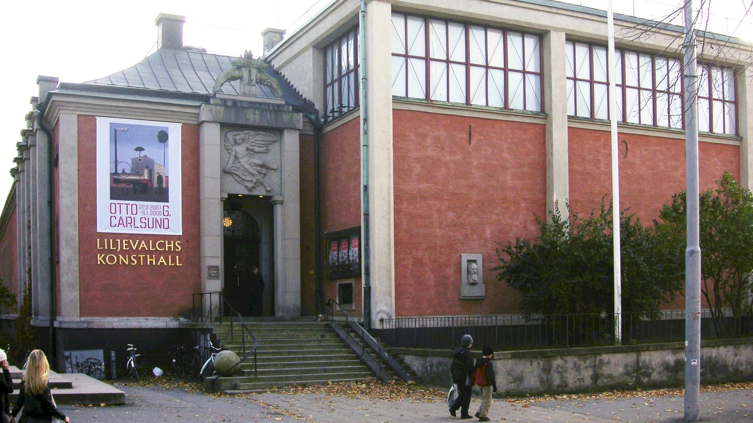 På Liljevalchs som ligger på Djurgården i Stockholm öppnar snart vårsalongen med en stor samling konst av amatörer och professionella. Vårsalongen är öppen för alla konstnärliga uttryck och tekniker. Foto: Holger Ellgaard