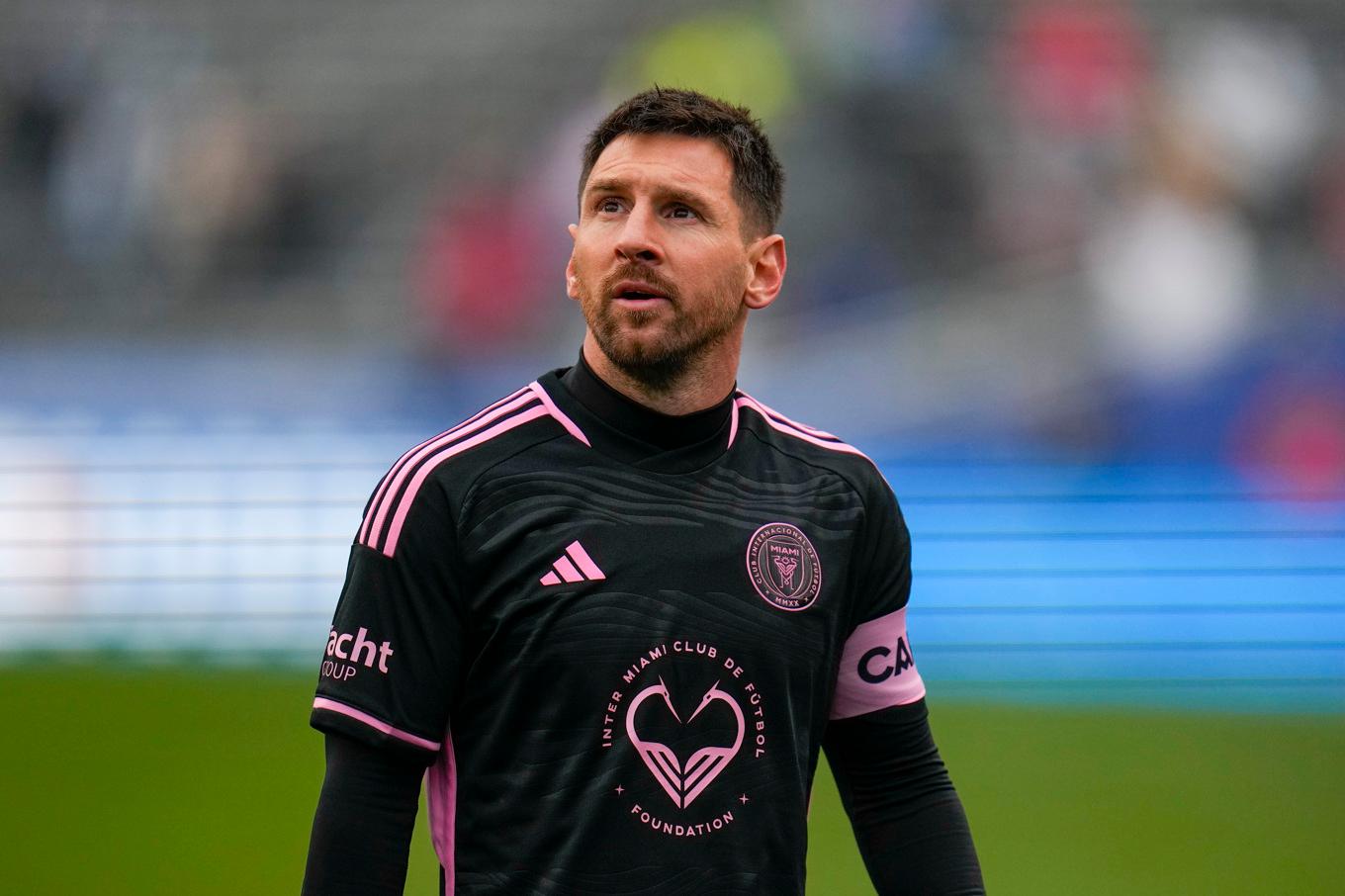 Argentinas Lionel Messi, här i Inter Miamis dress, har möjlighet att spela OS i Paris. Arkivbild. Foto: Julio Cortez/AP/TT