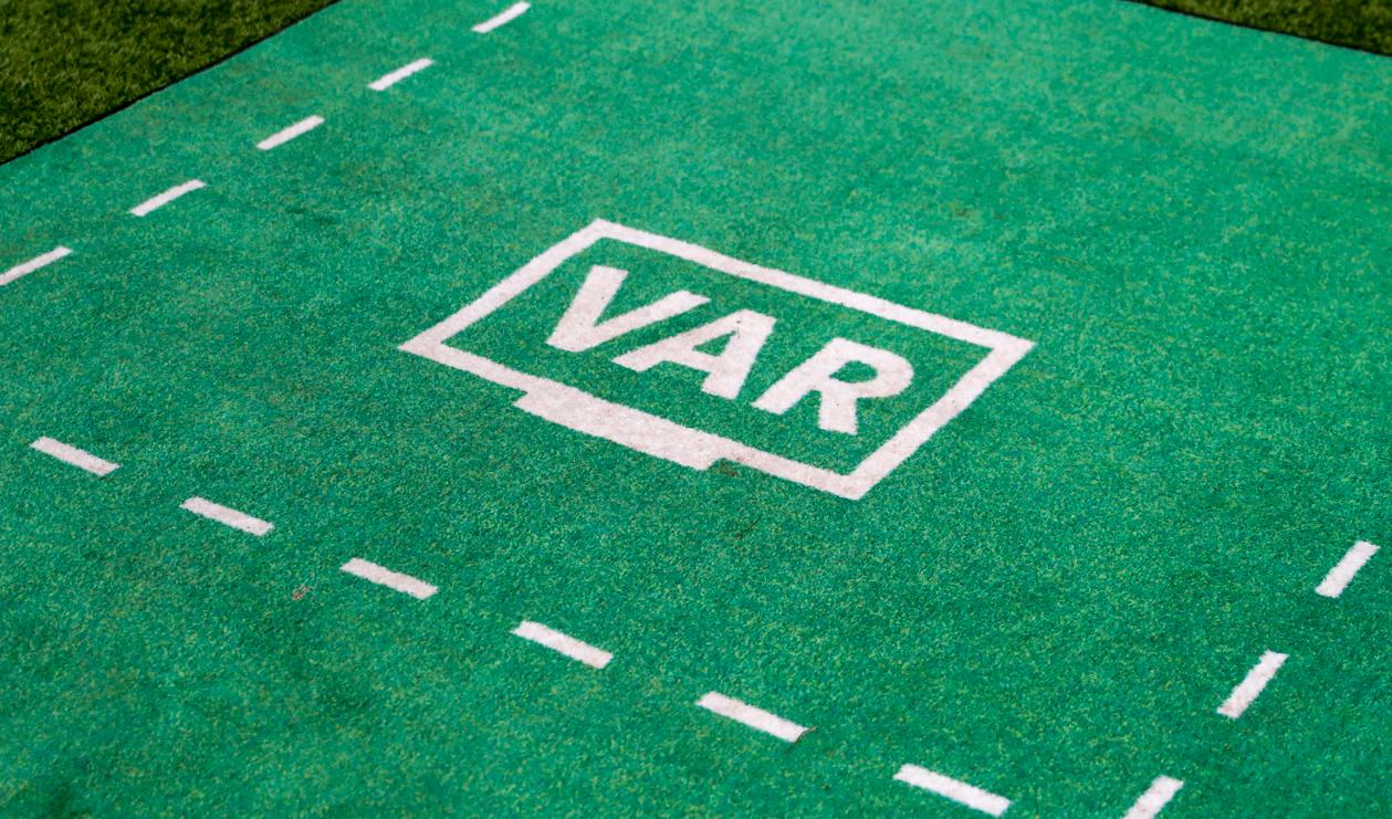 Frågan om VAR engagerar. Arkivbild. Foto: Frederik Ringnes/NTB/TT