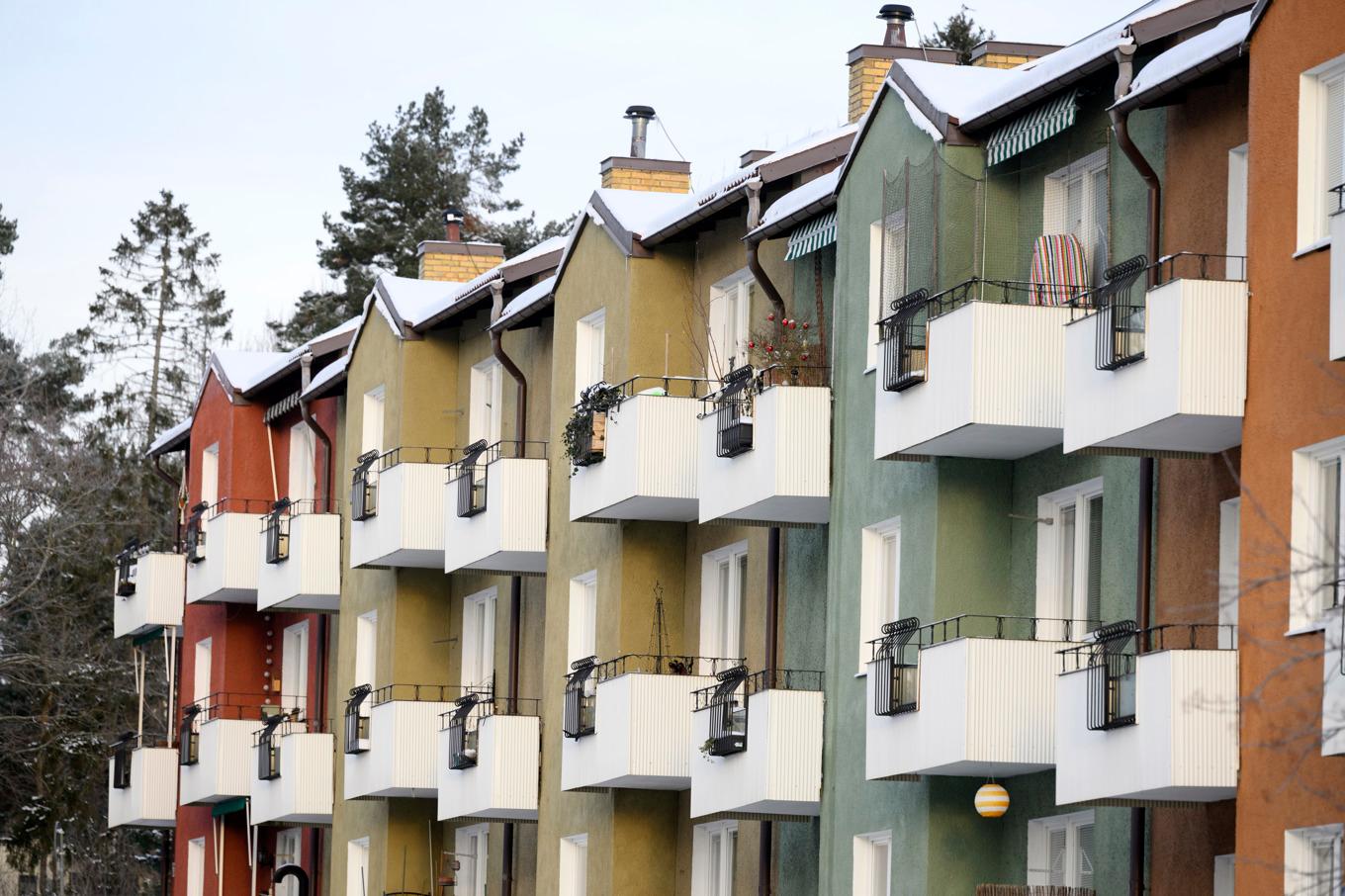 "Möjligtvis underlättar man för människor att ta sig in på bostadsmarknaden. Men man förflyttar bara svårigheten till nästa steg", säger Erik Holmberg som är analytiker på Hemnet. Arkivbild. Foto: Jessica Gow/TT