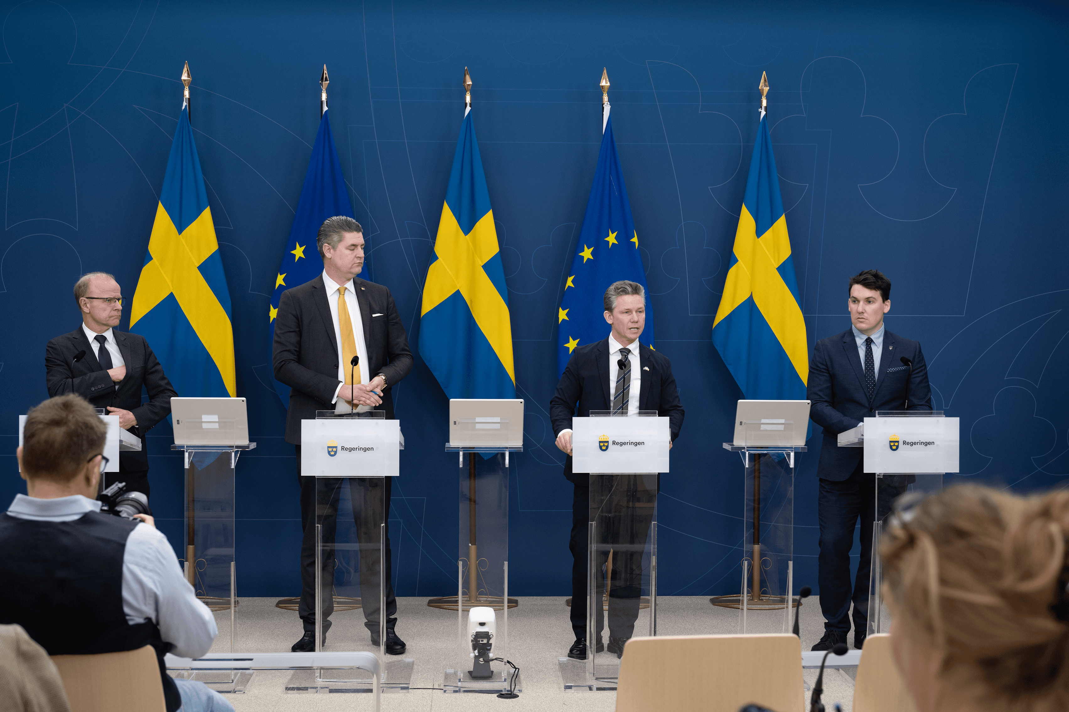 Pål Jonson (M), försvarsminister, Oscar Sjöstedt(SD), finanspolitisk talesperson, Mikael Oskarsson(KD), försvarspolitisk talesperson, Joar Forsell(L), utrikespolitisk talesperson. Foto: Roger Sahlström