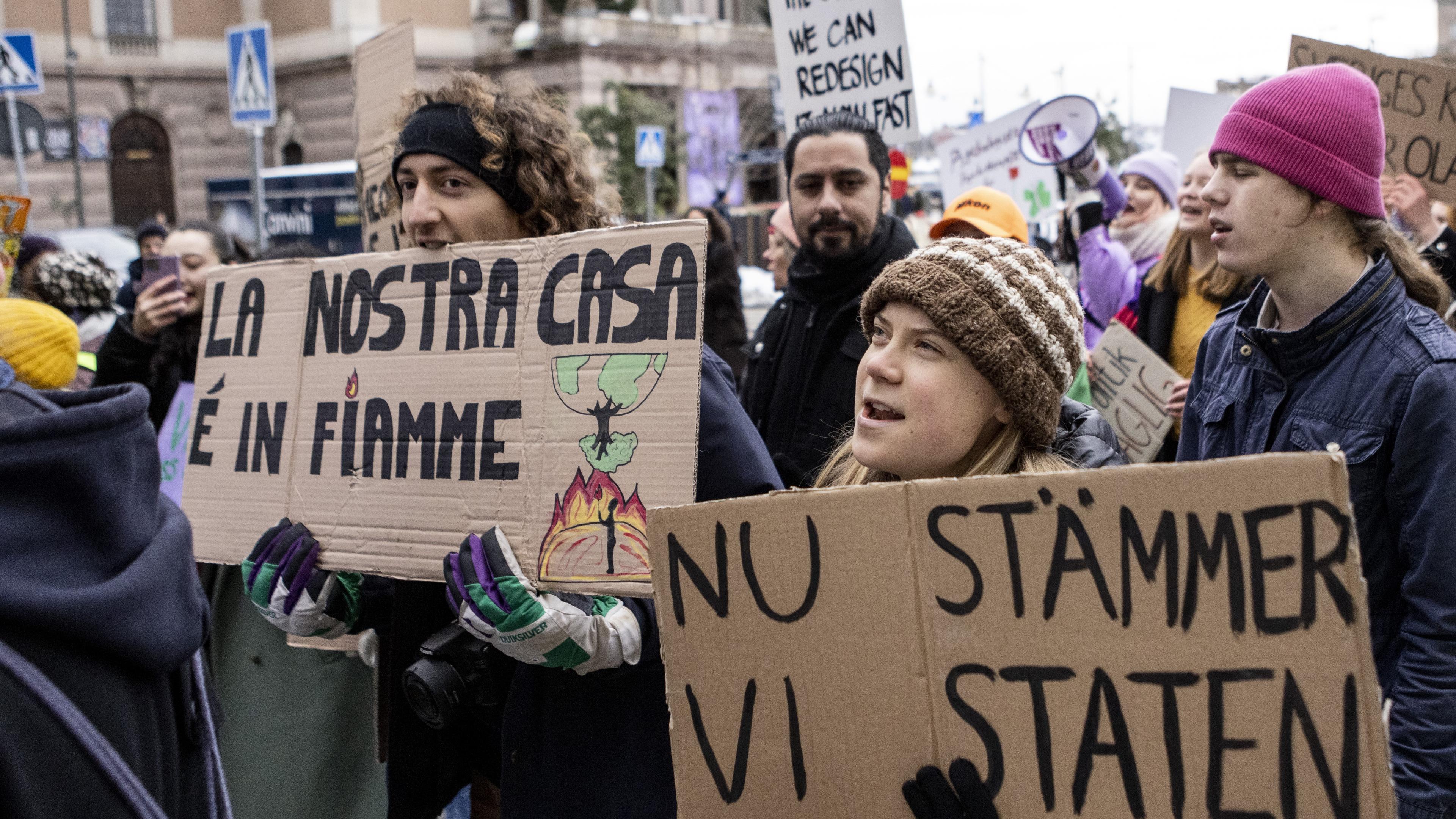 Ett 30-tal personer, däribland Greta Thunberg, har stämt den svenska staten för bristande klimatpolitik. Högsta domstolen förväntas inom kort ge besked om Auroramålet. Foto: Christine Olsson/TT