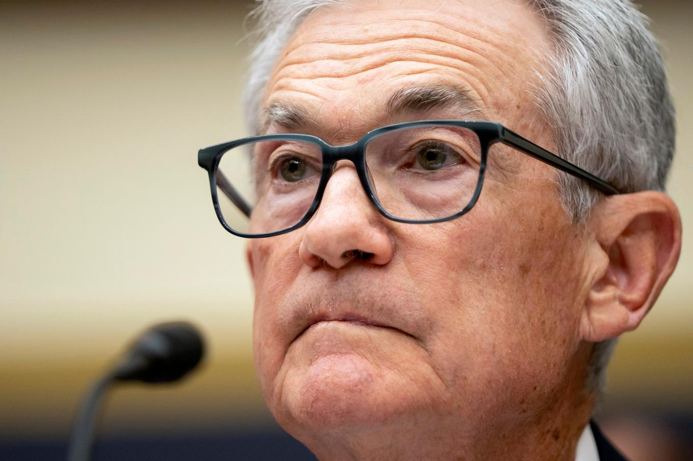 Amerikanske centralbankschefen Jerome Powell spanar in inflationssiffrorna inför kommande räntebeslut. Arkivbild. Foto: Mark Schiefelbein/AP/TT