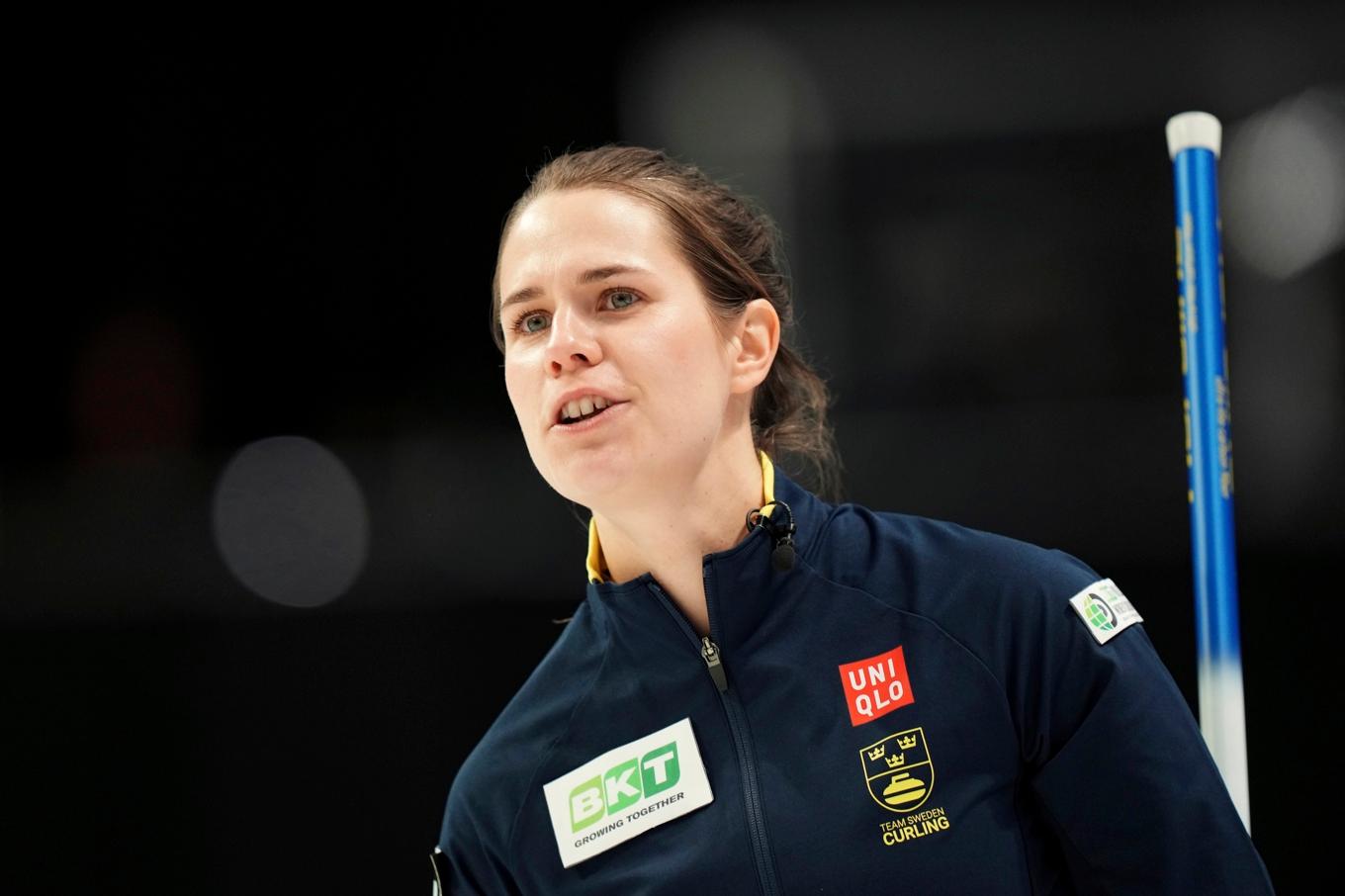 Sverige, genom lag Hasselborg, tog sin andra raka vinst i curling-VM för damer i Kanada genom att slå Skottland med 8-1. Efter tre inledande förluster ser det nu ljusare ut. Arkivbild. Foto: Darren Calabrese/AP/TT