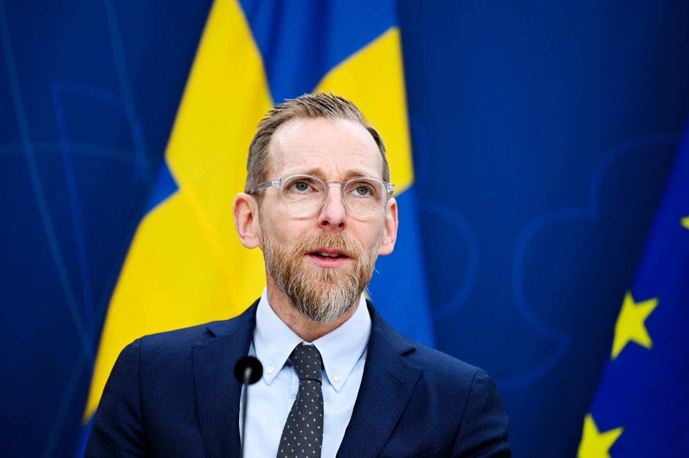 Socialminister Jakob Forssmed (KD) och regeringen satsar på en nationell stödlinje dit personer med psykisk ohälsa ska kunna vända sig dygnet runt. Foto: Pontus Lundahl/TT