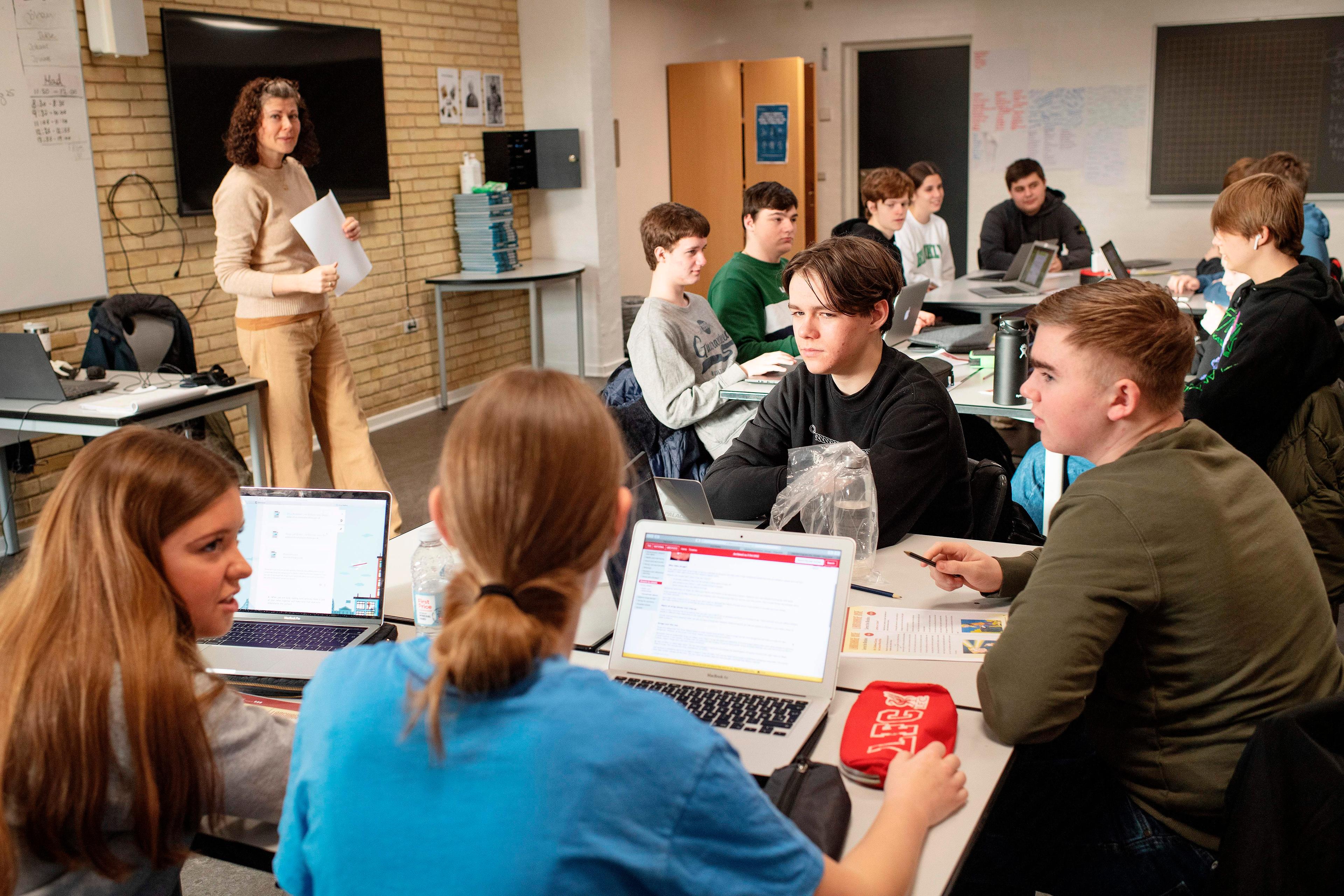 Överviktiga elever får sämre betyg än normalviktiga när de slutar grundskolan, enligt en dansk studie. Foto: Bo Amstrup/Ritzau Scanpix/AFP via Getty Images