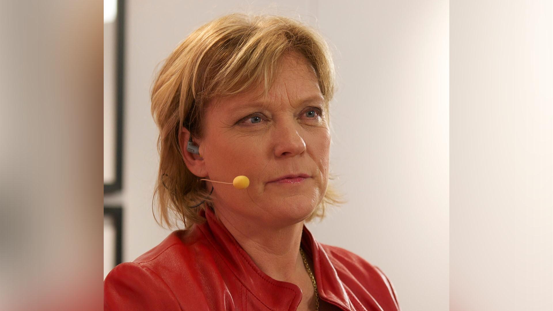 Landsbygden och demokratin är två teman som alltid präglat Lotta Grönings gärning. Här ses hon på bokmässan i Göteborg 2011. Foto: Arild Vågen/CC BY-SA 3.0