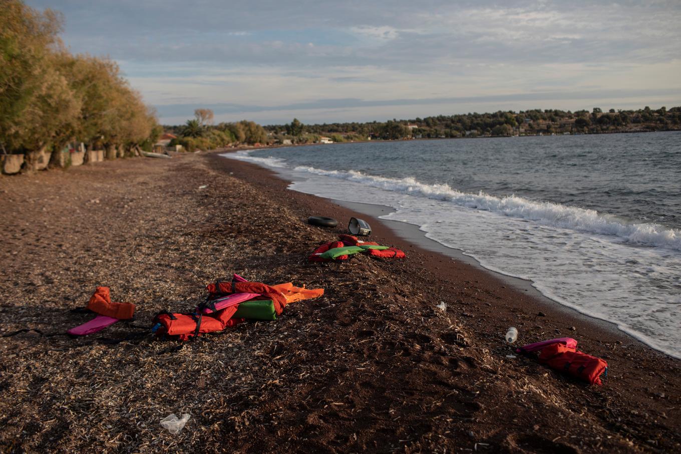 Italienska rättsväsendet lägger ned ett åtal mot tre hjälporganisationer som anklagats för att samarbeta med människosmugglare. Arkivbild. Foto: Petros Giannakouris/AP/TT