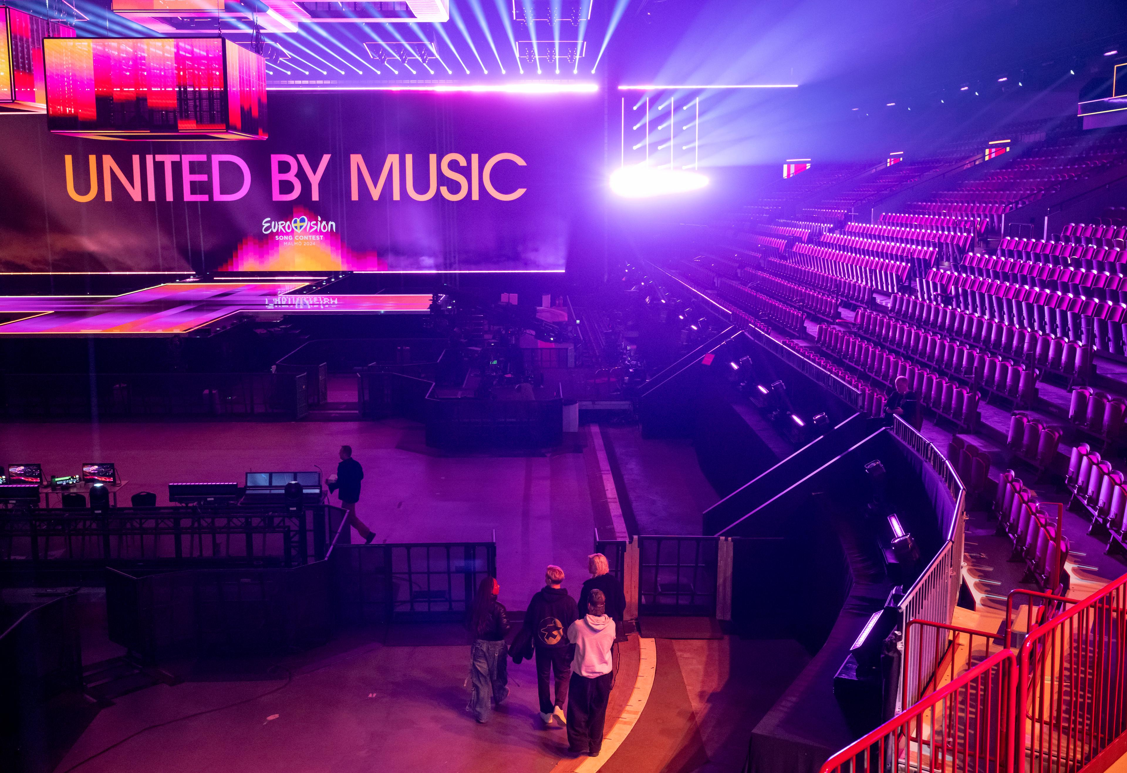 Eurovisionscenen är klar, men hur många volontärer finns på plats när tävlingarna börjar? Arkivbild. Foto: Johan Nilsson/TT