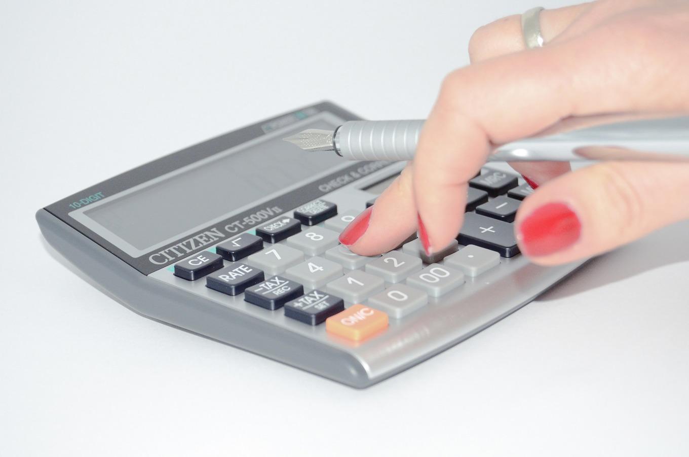 I år var det 80 000 fler människor som deklarerade digitalt. Foto: Michal Jarmoluk