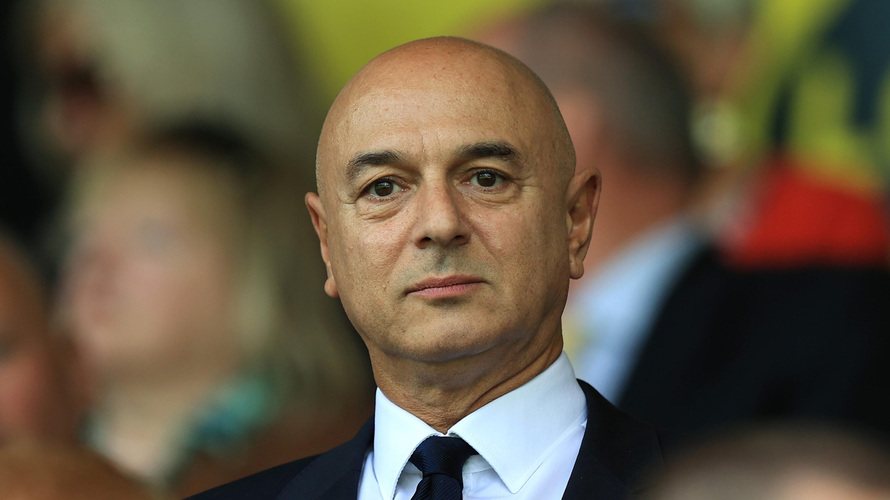 Tottenhams ordförande Daniel Levy är ute på jakt efter investerare som kan upprättahålla den ekonomiska balansen i klubben. Foto: David Rogers/Getty Images