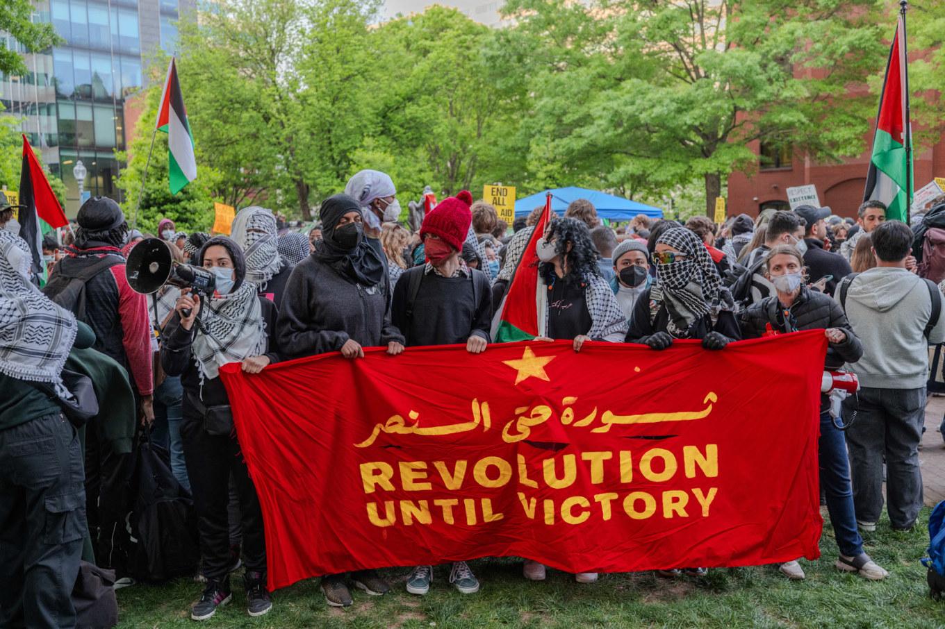 Flera radikala grupperingar tar del i proteströrelsen.
Foto: ALI KHALIGH/Middle East Images/AFP via Getty Images