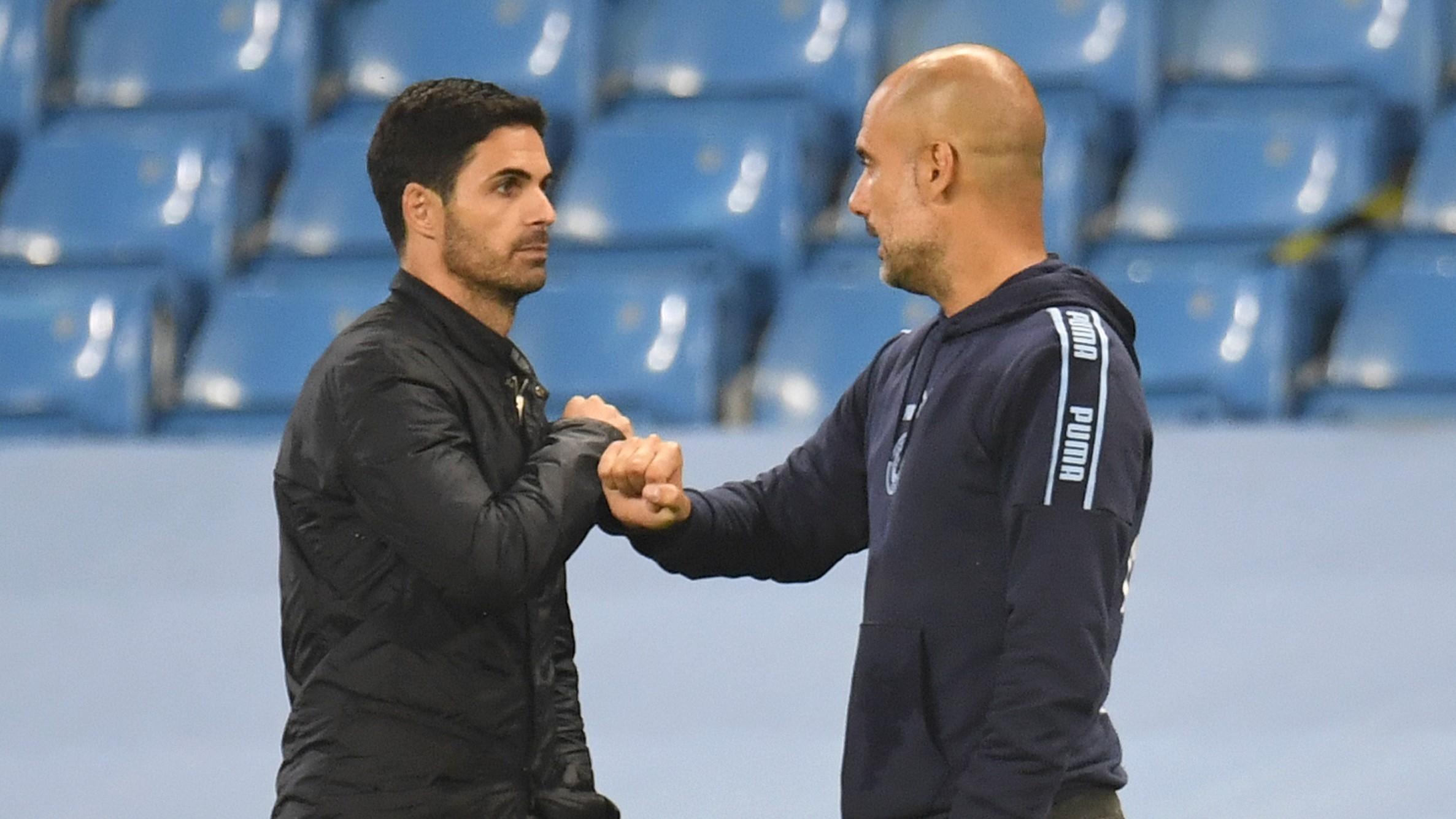 Mikel Arteta och mentorn Pep Guardiola spelade med Xavi och Luis Enrique i Barcelona 1999. Nu är de fyra tränarna i Champions League-kvartsfinal. Foto: Peter Powell/Pool via Getty Images