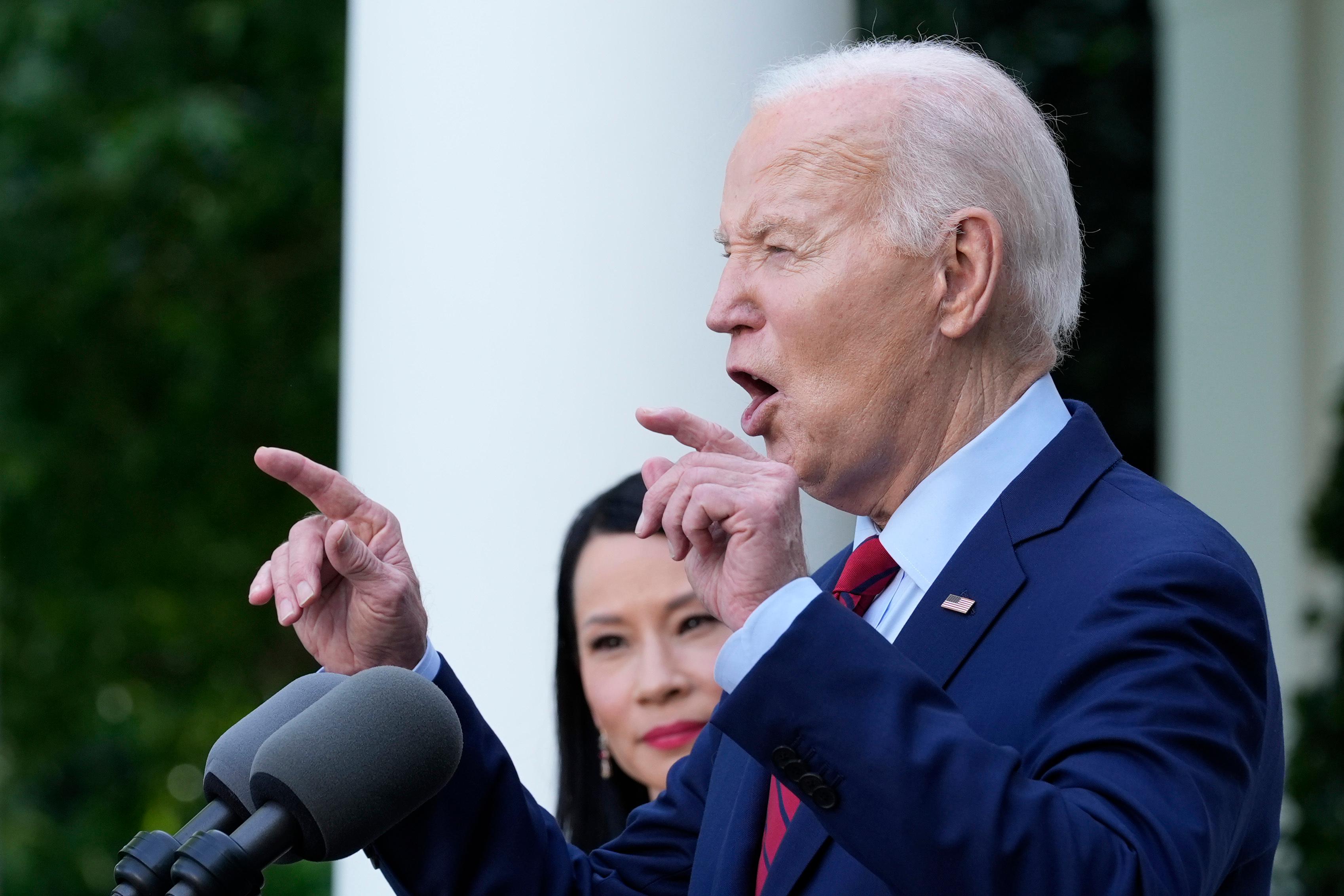 President Joe Biden slår till med höjda tullar på kinesiska varor. Arkivbild. Foto: Susan Walsh AP/TT