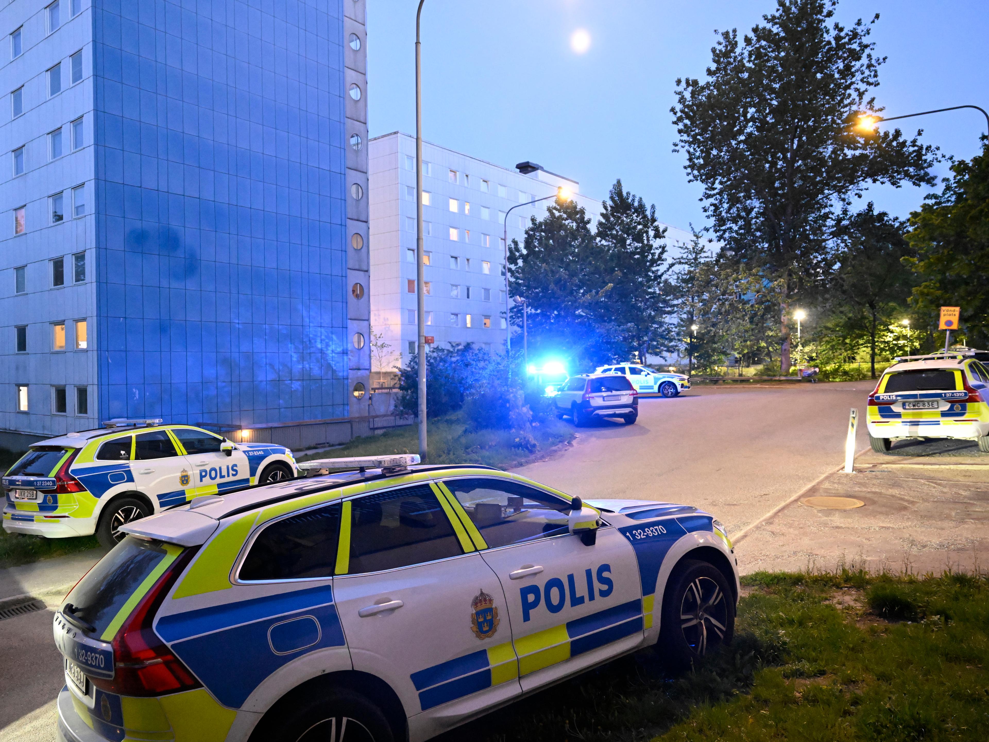 En man har hittats skottskadad i Flemingsberg. Foto: Fredrik Sandberg/TT