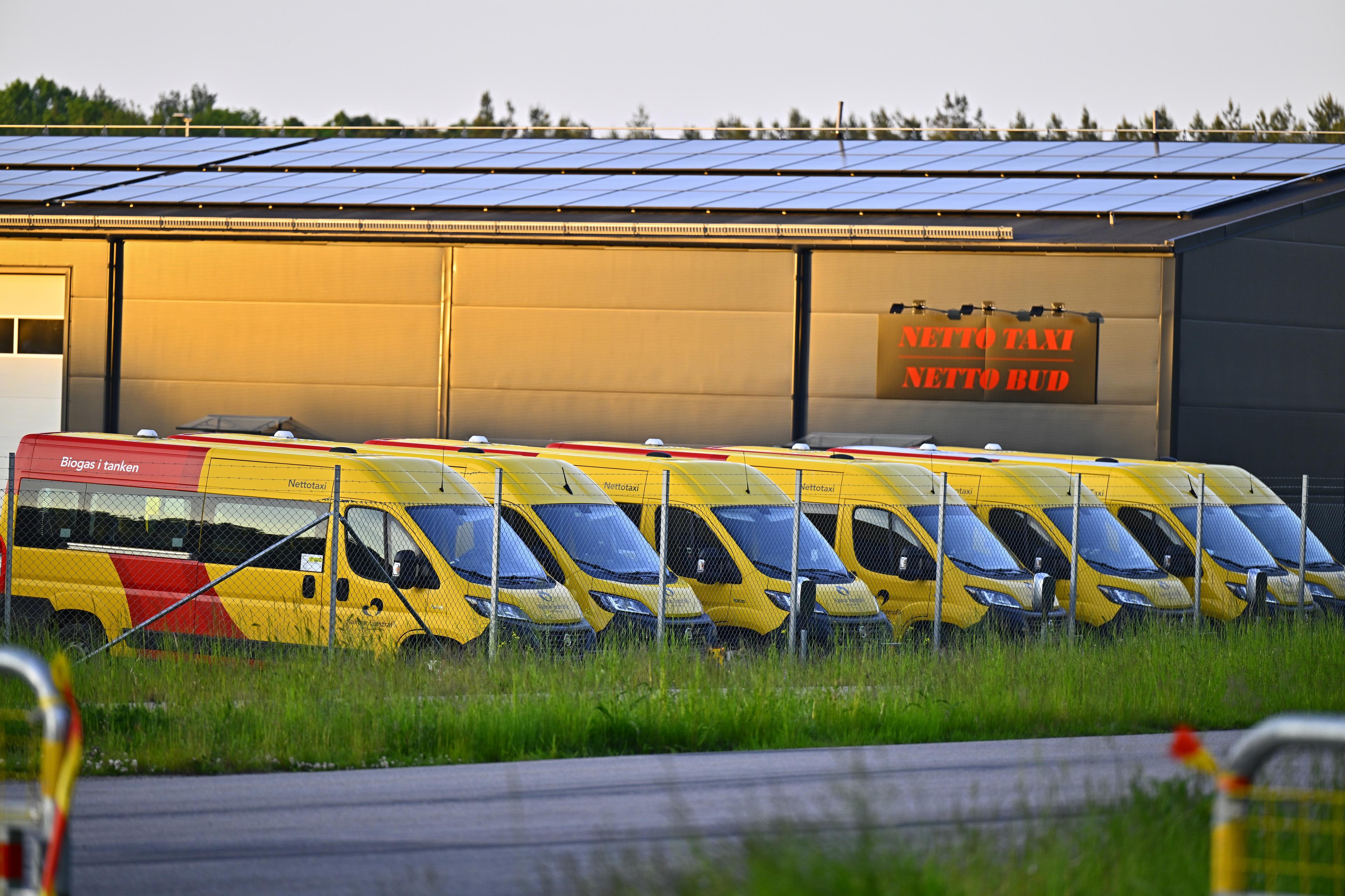 Gasdrivna minibussar i Kalmar, på en plats som har spärrats av. Arkivbild. Foto: Suvad Mrkonjic/TT