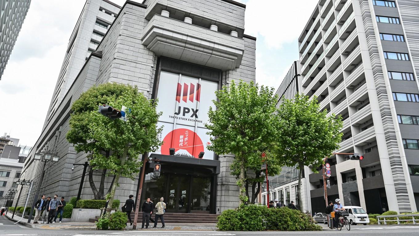 Bistra tider på Tokyobörsen. Foto: Richard A. Brooks/AFP via Getty Images