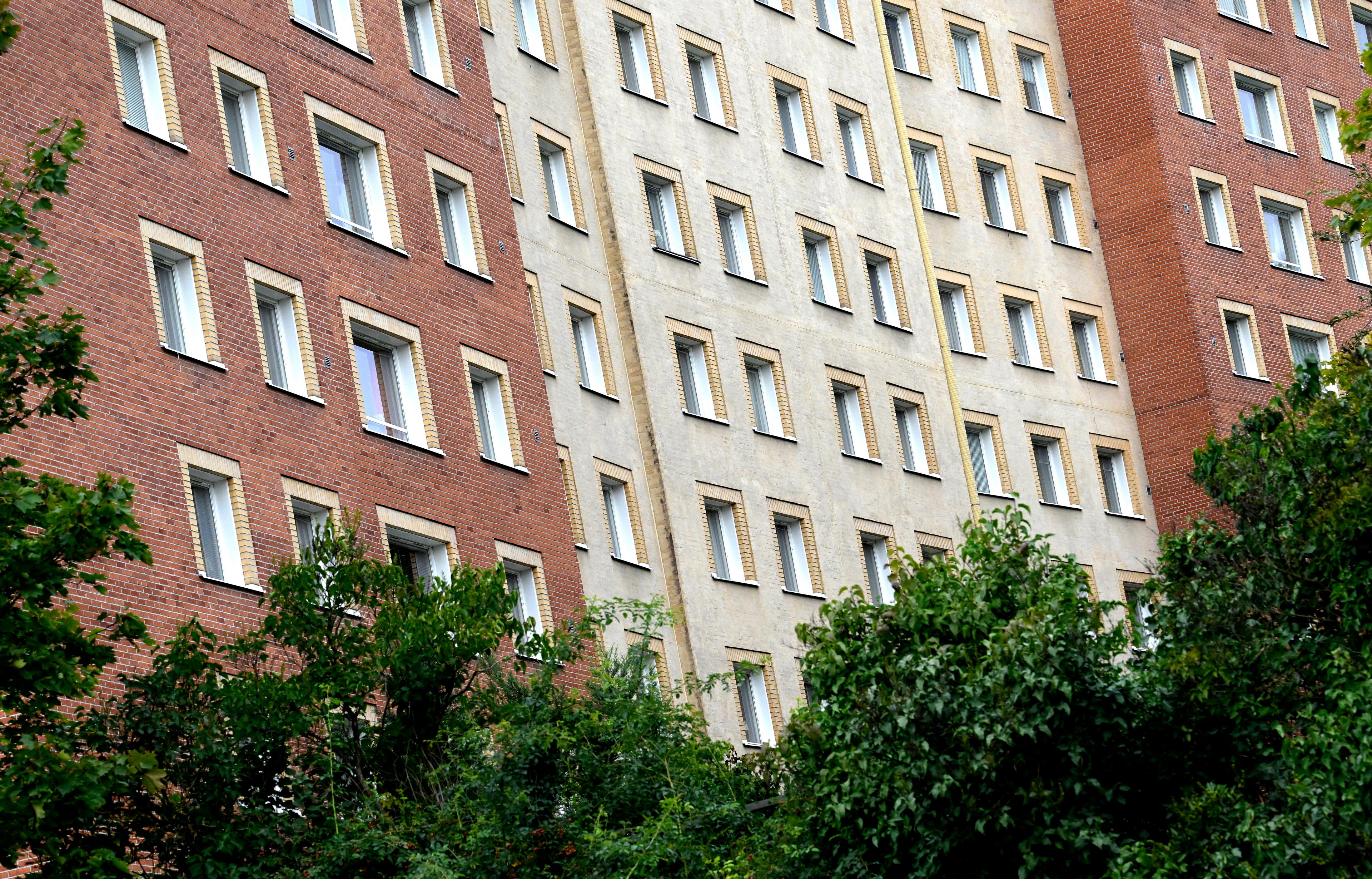 Antalet bostadsrättsföreningar med skulder hos Kronofogden har ökat kraftigt de senaste tio åren. Arkivbild. Foto: Janerik Henriksson/TT