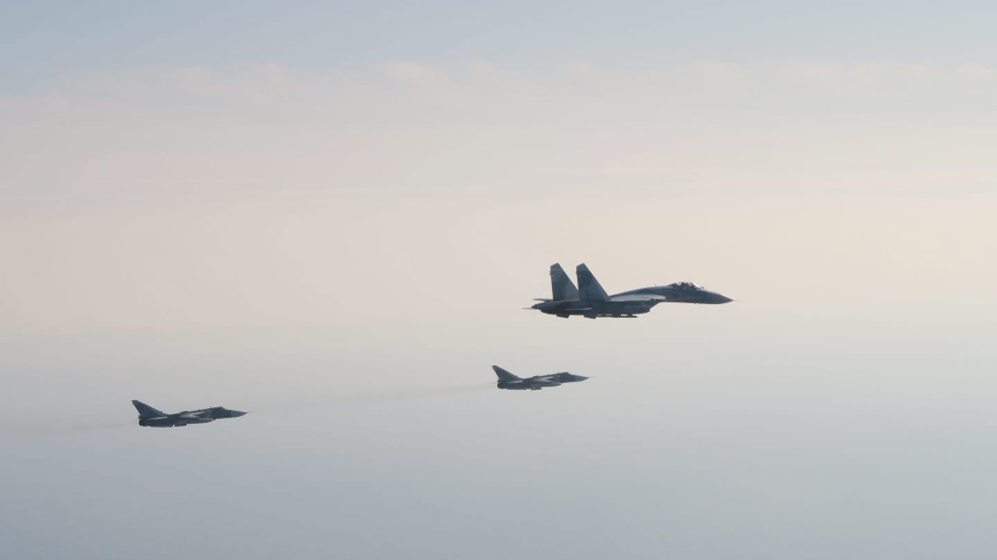 Två ryska SU 27 och två ryska SU 24 kränkte svenskt luftrum öster om Gotland 2022. Arkivbild. Foto: Flygvapnet