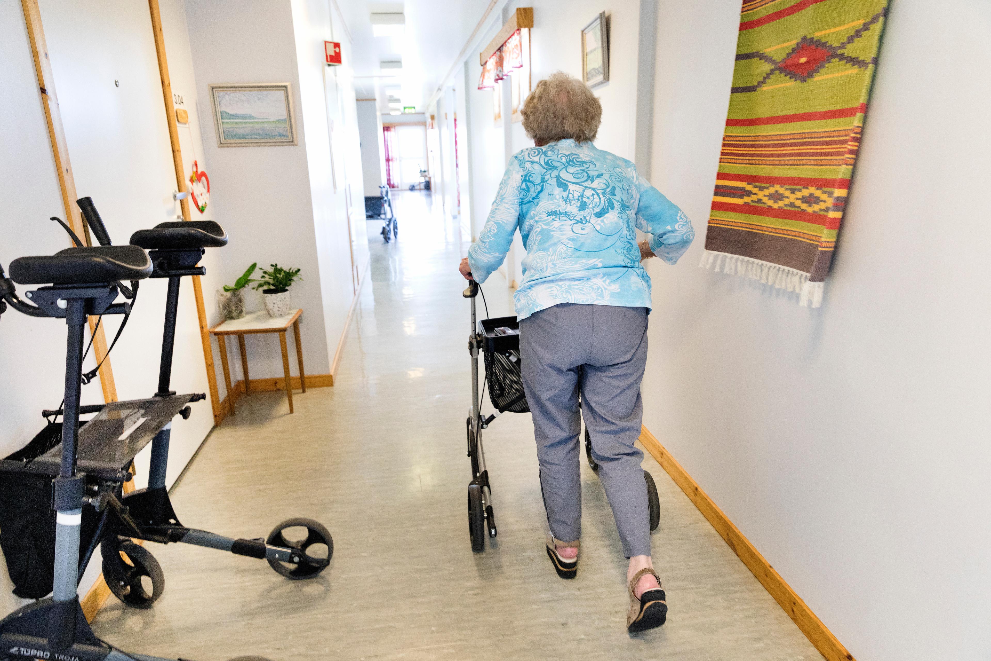 Nästa vecka väntas temperaturer om 25–30 grader. Värmeböljor kan vara påfrestande för hälsan, och äldre är särskilt utsatta. Arkivbild. Foto: Gorm Kallestad/NTB/TT
