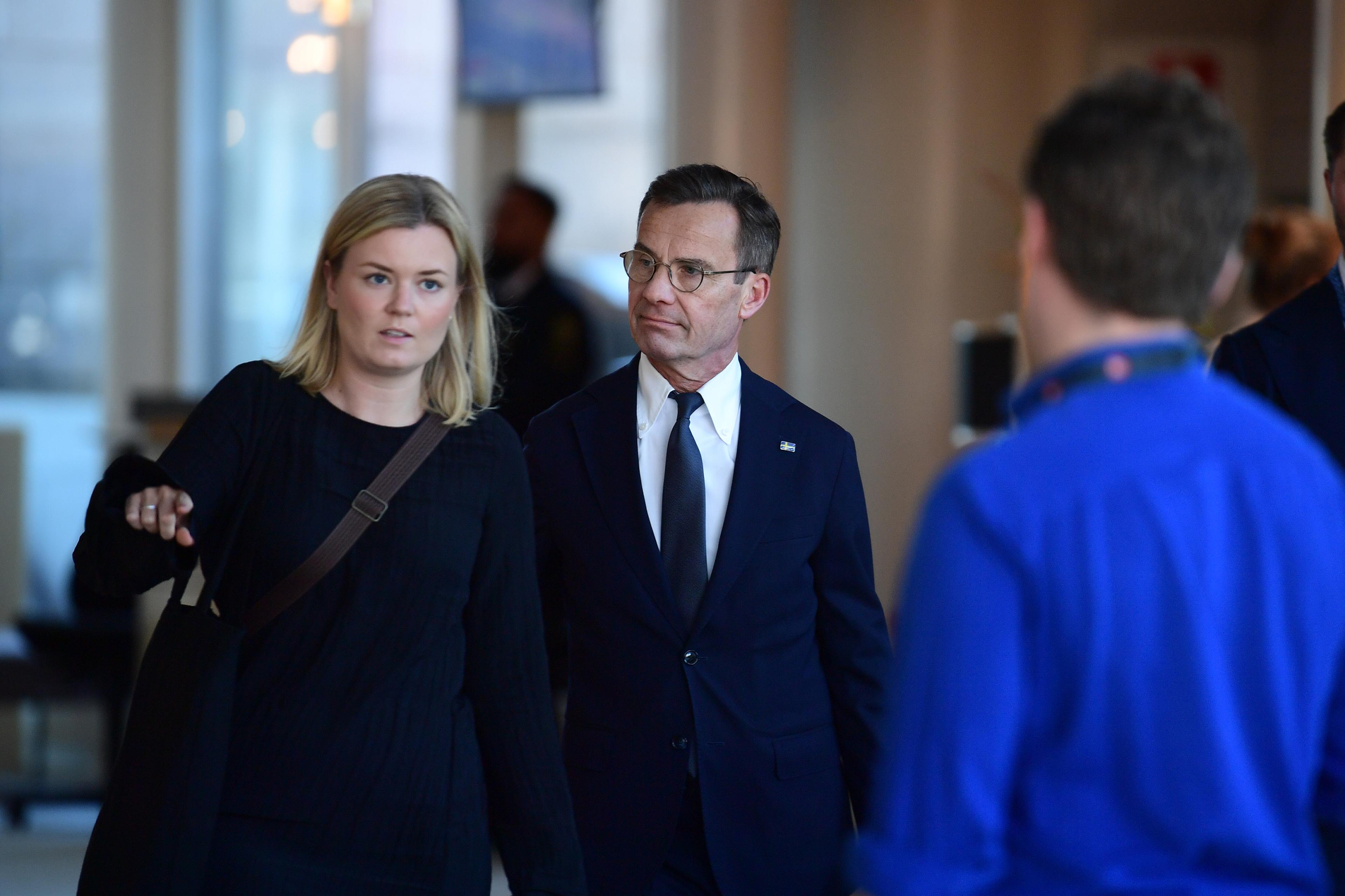 Statsminister Ulf Kristersson kommenterade Djalalis planerade hungerstrejk när han besökte riksdagen på tisdagen. Foto: Oscar Olsson/TT