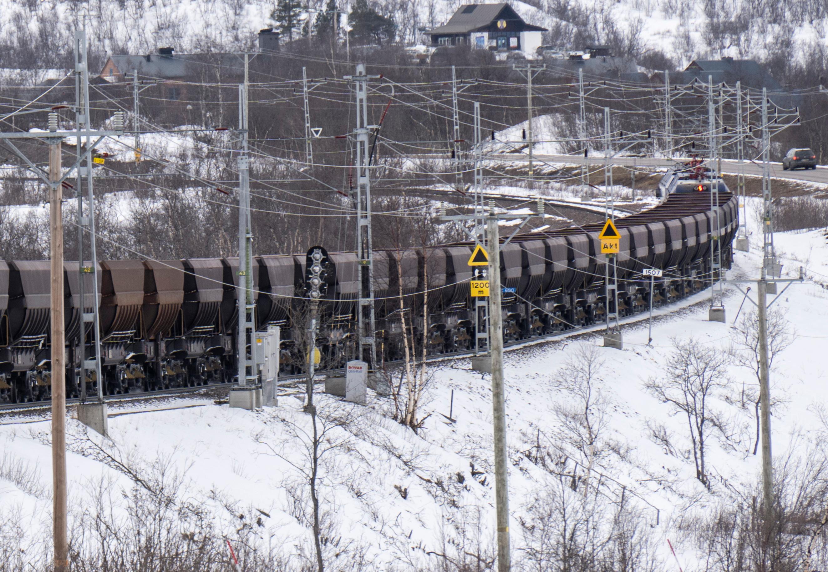 Trafiken stod still på Malmbanan i 76 dygn på grund av två urspårningar i december och februari. Nu är det stopp igen. Foto: Fredrik Sandberg/TT