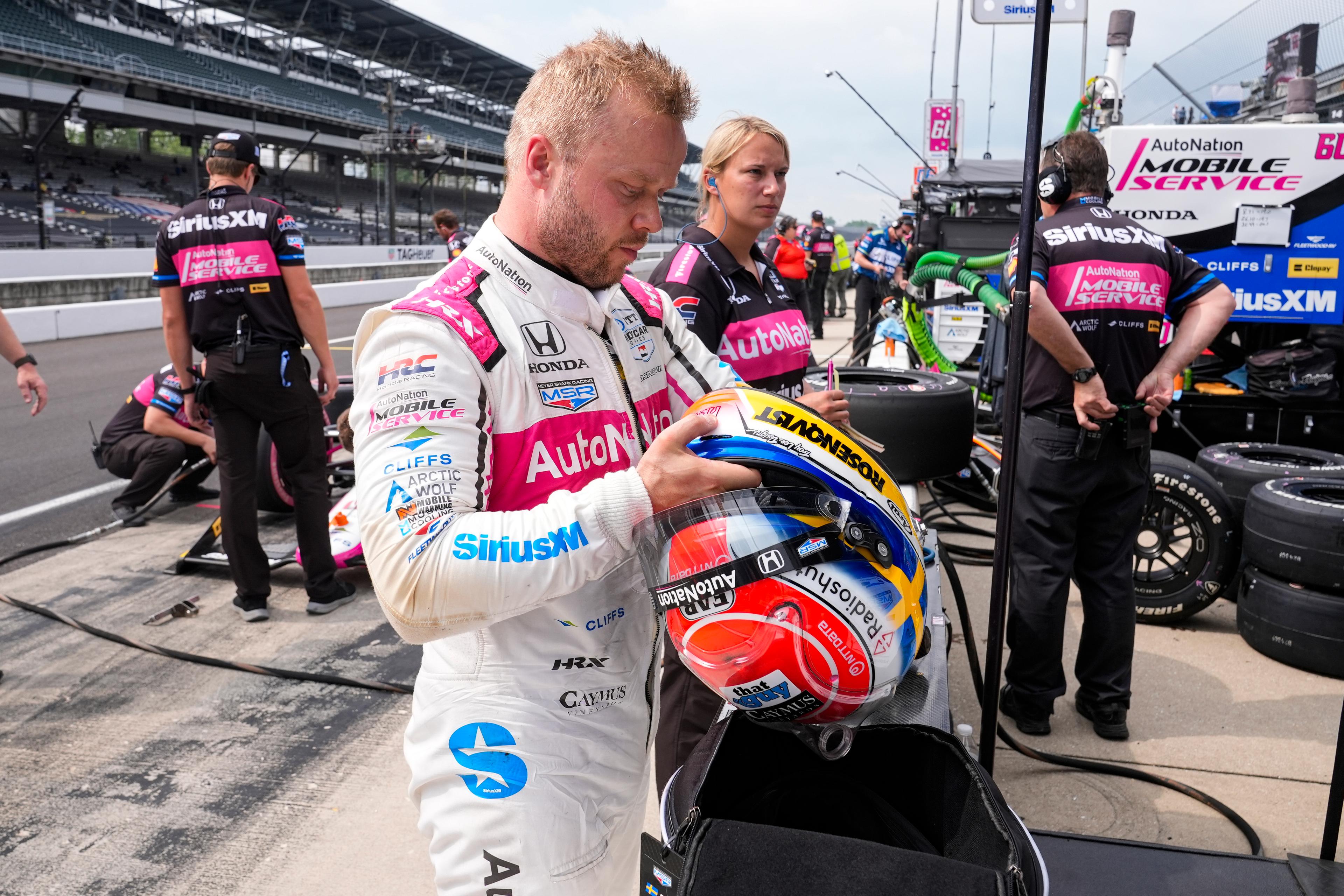 Felix Rosenqvist tar plats tolv totalt i årets Indycar-säsong, med Markus Ericsson och Linus Lundqvist som nummer 15 respektive 16. Spanjoren Alex Paluo tar totalsegern för tredje gången på fyra år. Arkivbild. Foto: Michael Conroy/AP/TT