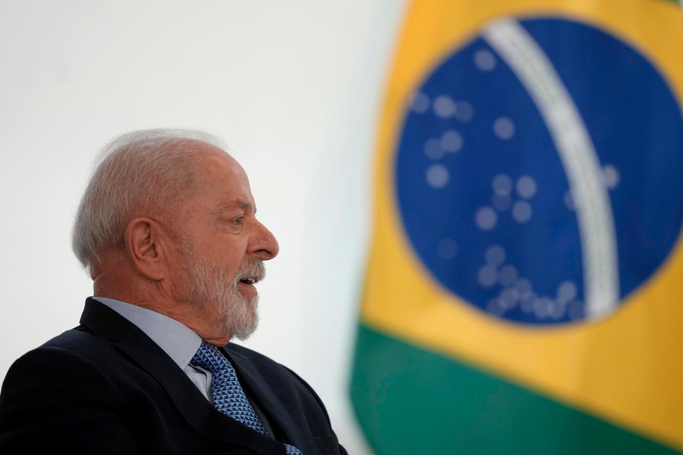 Brasiliens president Lula da Silva vårdas på sjukhus. Arkivbild. Foto: Eraldo Peres/AP/TT
