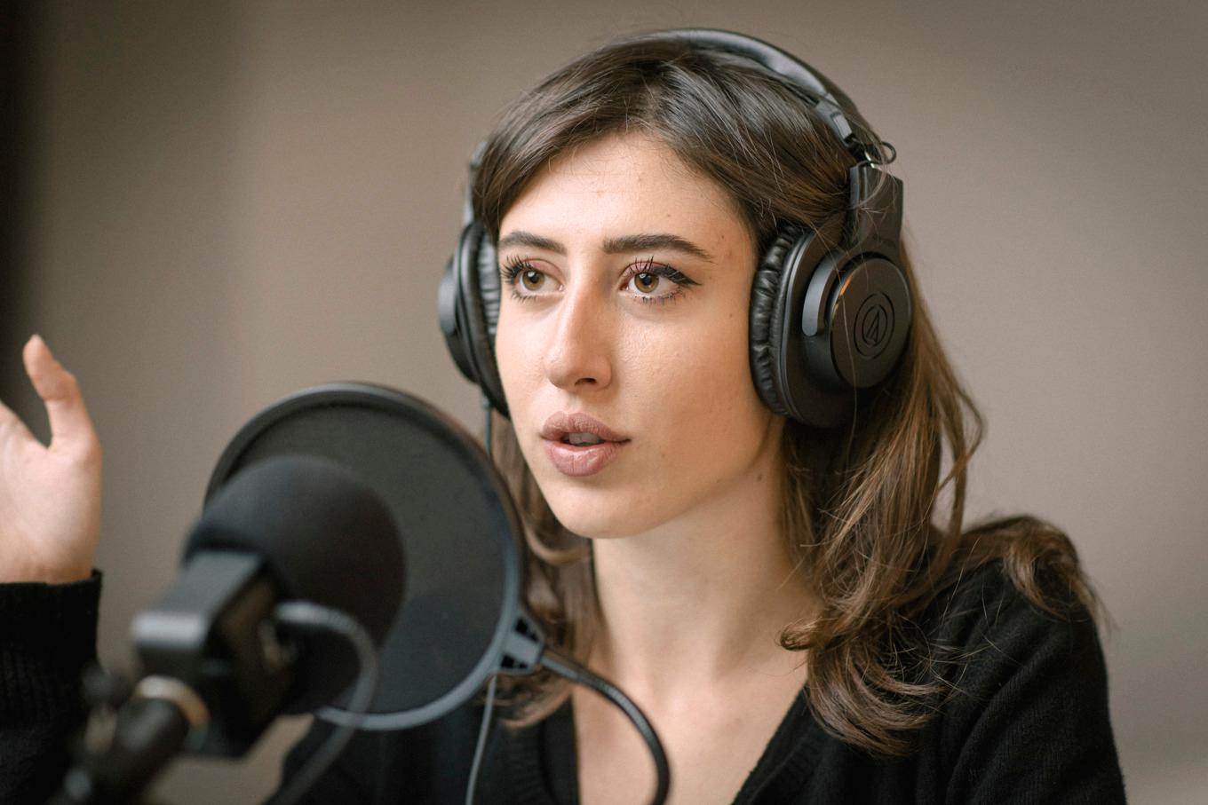 Den italienska journalisten Cecilia Sala har gripits i Iran. Foto: Chora Media/AP/TT