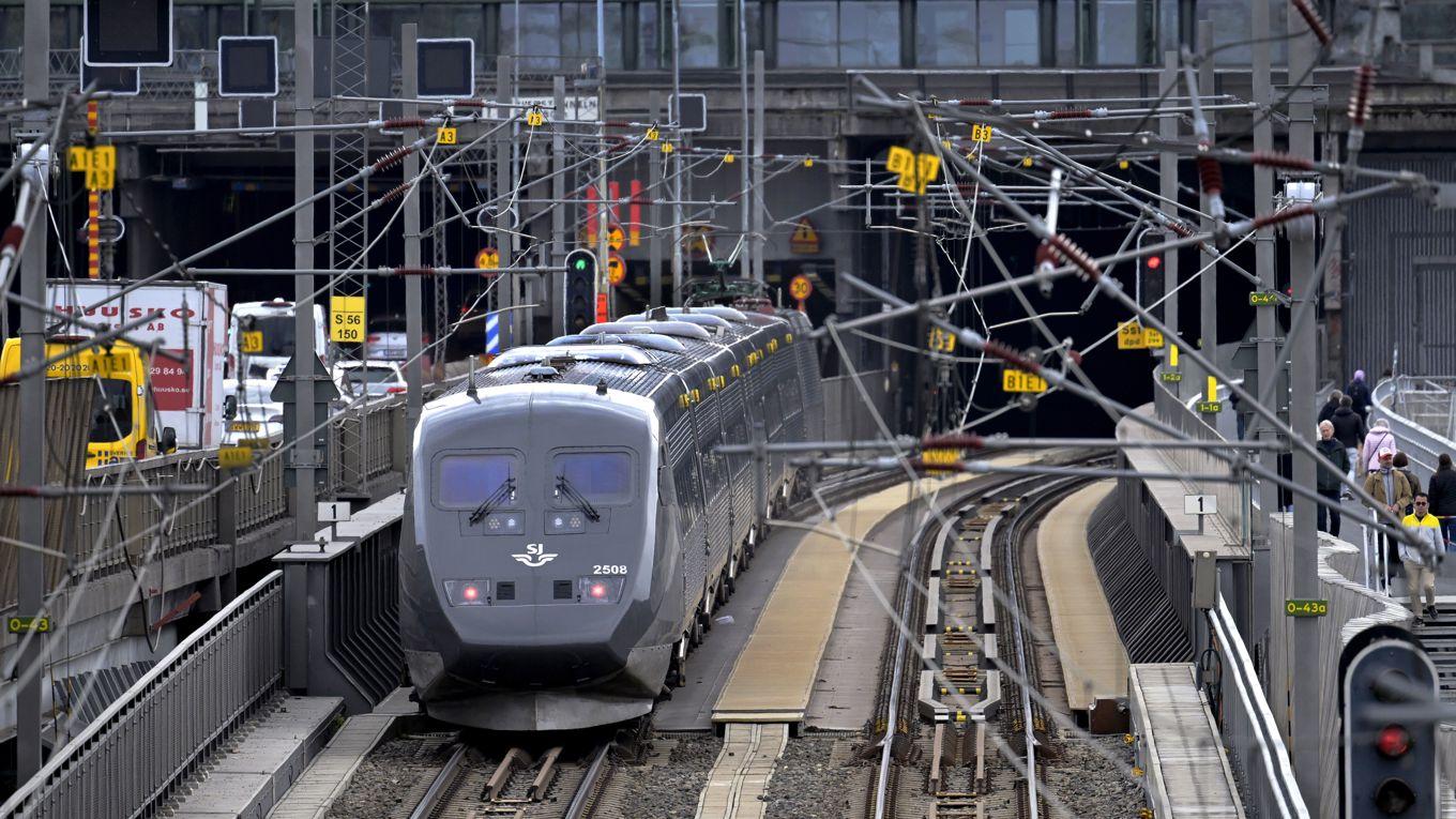 Det är stopp i tågtrafiken efter ett elfel på Stockholms central. Arkivbild. Foto: Janerik Henriksson/TT