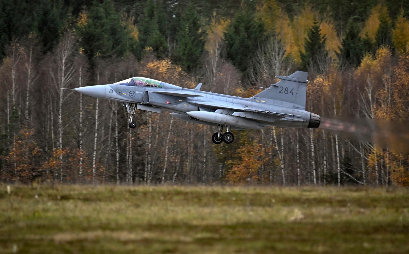 En JAS 39C Gripen startar för en uppvisning på F17 i Ronneby. Arkivbild. Foto: Johan Nilsson/TT