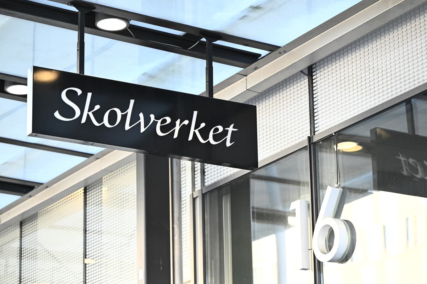 Skolverkets plattform för digitala nationella prov fick snabbt stängas, sedan elevuppgifter spridits. Arkivbild. Foto: Christine Olsson/TT