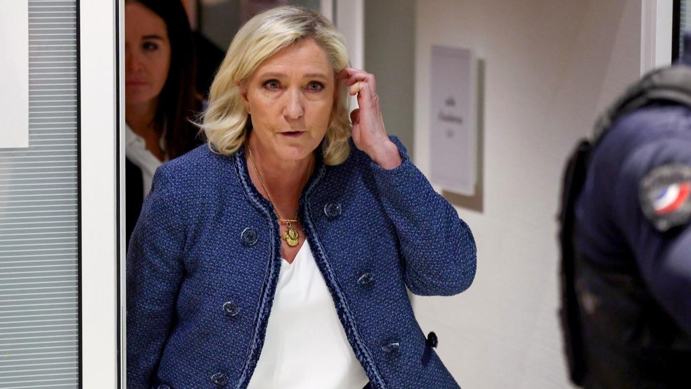 Franska högerledaren Marine Le Pen anses av somliga ha fått en "politisk dödsdom" emot sig. Foto: Tom Nicholson/Getty Images