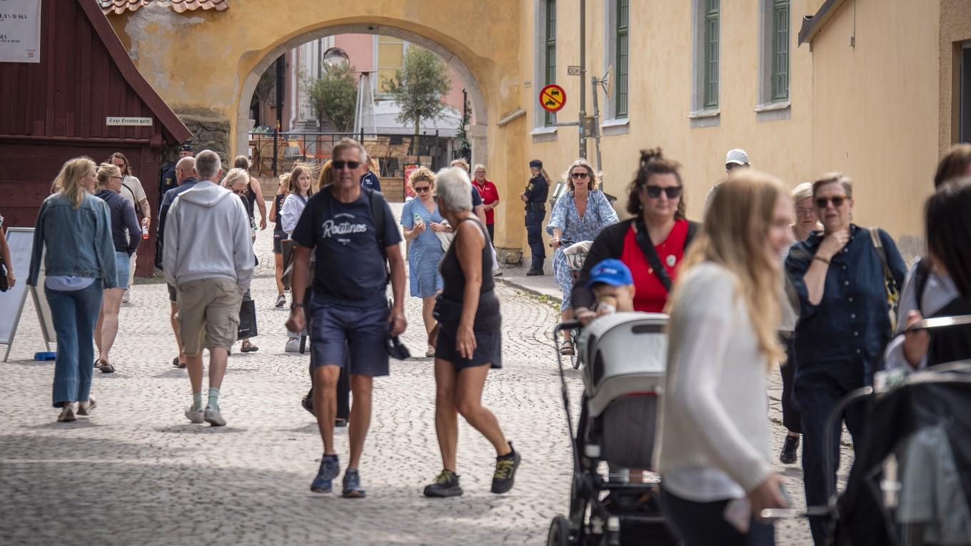 Att ge människor rätt stöd och vägledning kan också vara en effektiv metod för att motverka fusk, skriver Sanna Klaren. Foto: Bilbo Lantto