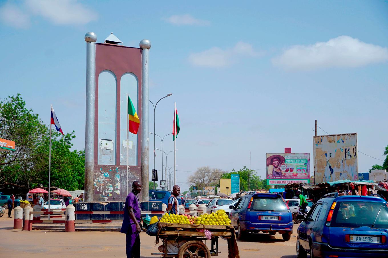 Gatubild från Nigers huvudstad Niamey i fjol. Foto: Omar Hama/AP/TT