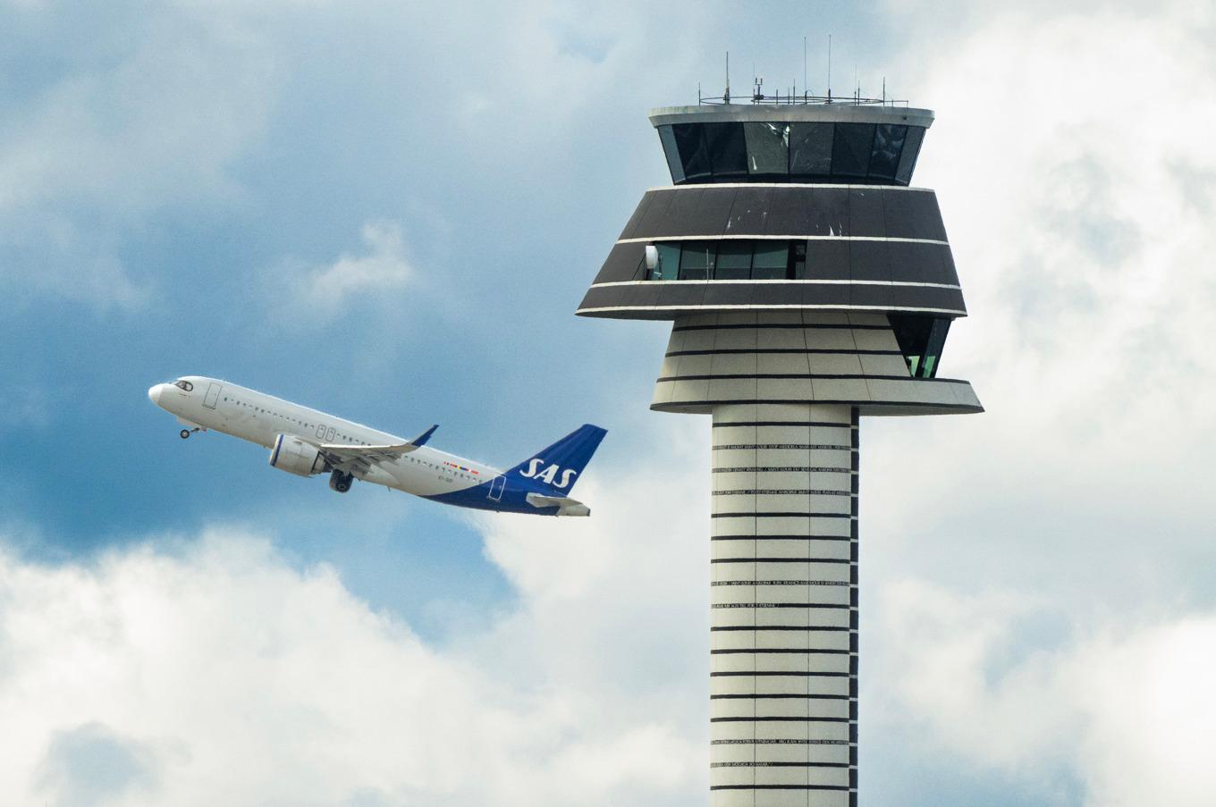 Ett SAS-plan lyfter från Arlanda – som kan bli Alfred Nobel Airport om förslaget går genom. Arkivbild. Foto: Jonas Ektrömer/TT