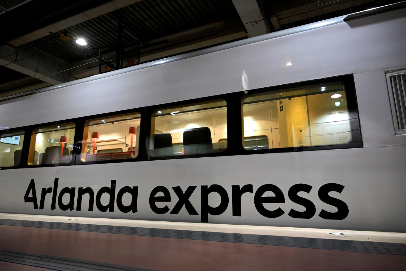 Arlanda Express-tågen stod stilla en stund på måndagskvällen. Arkivbild. Foto: Janerik Henriksson/TT